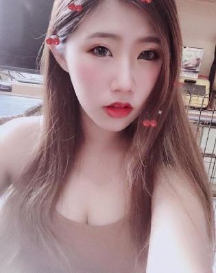 关秀媚三级露全乳视频在_BD英语在线视频观看